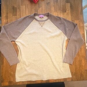 Edikted Two-Tone Raglan Crewneck Sweater in two tone gray